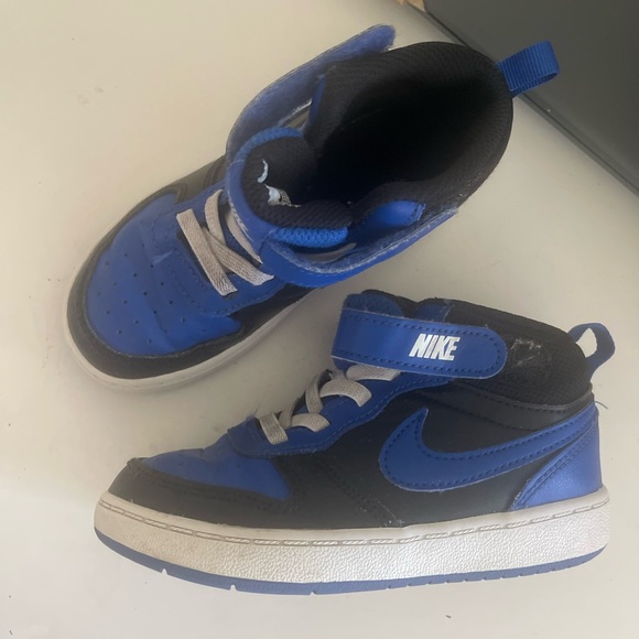 Nike Cour Borough Toddler Sneakers - Picture 1 of 8